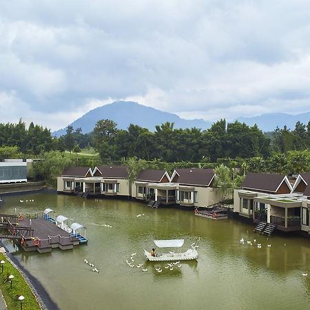 Aston Sentul Lake Resort & Conference Center Богор Екстер'єр фото